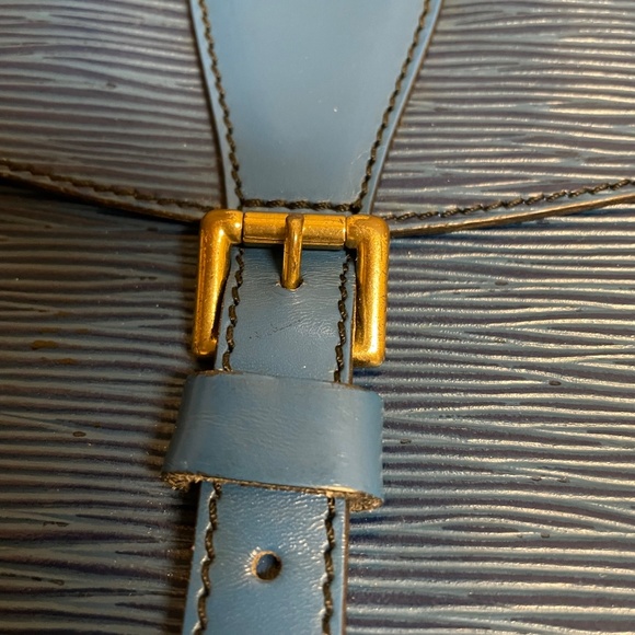 Auth Louis Vuitton Jeune Fille - Picture 10 of 16